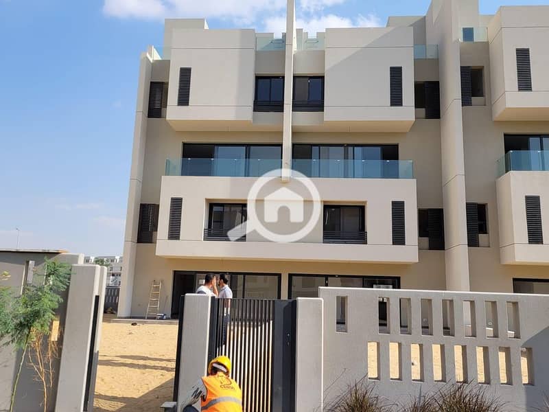 4 WhatsApp Image 2025-10-02 at 4.59. 48 PM (1). jpeg