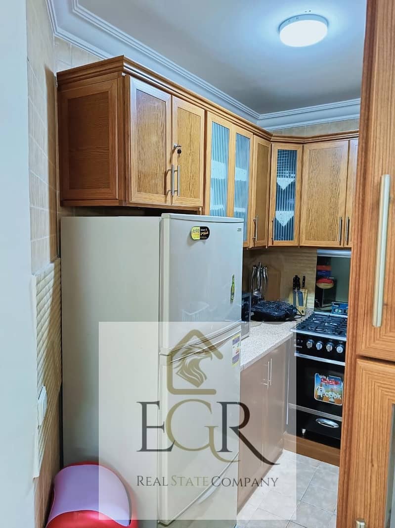 9 e46e2319-4aa9-4ce7-8b5b-dfac80d34869. jpeg