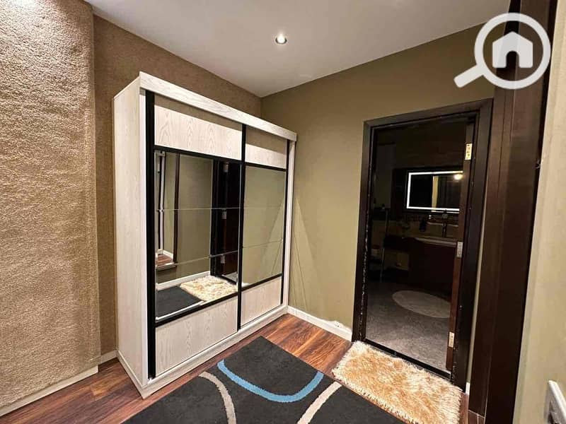 29 2bafd7cf-1b06-4f73-8124-05b1c7d04bea. jpg