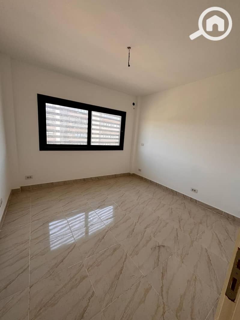 5 12549abc-41c2-43dc-9da9-6cbdffa651a9. jpeg