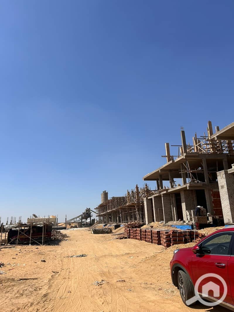 5 WhatsApp Image 2025-09-21 at 14.58. 25_03857e8d. jpg