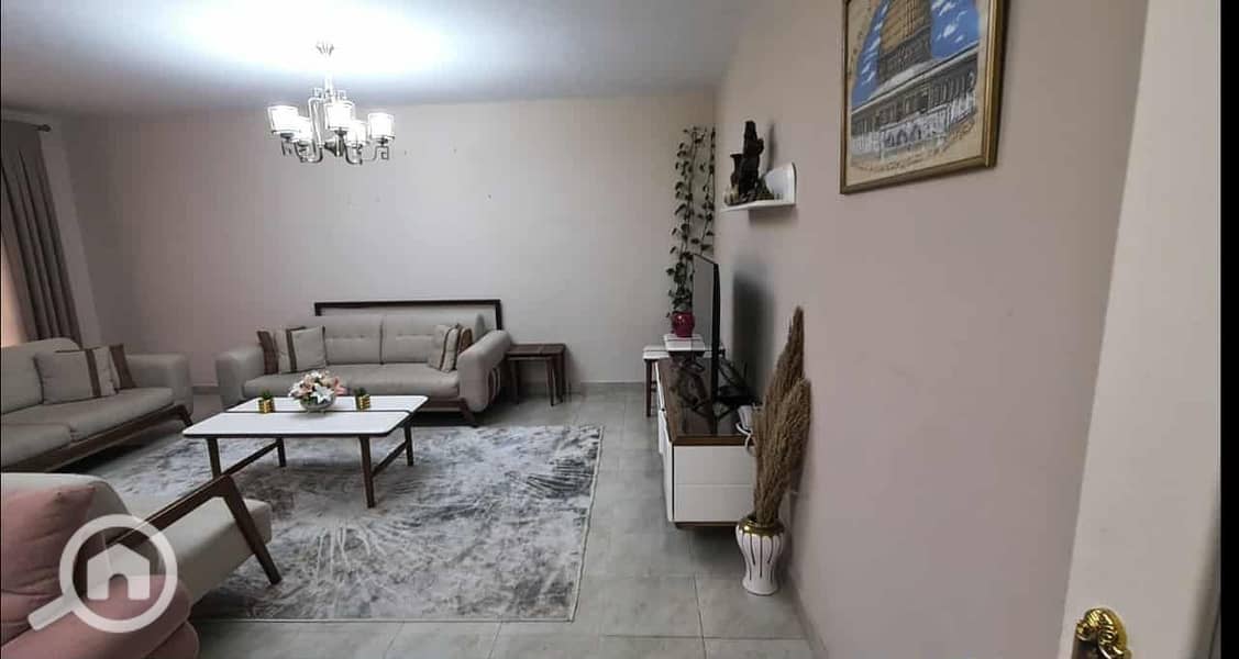 3 b056d211-e355-4853-a25e-4c6d752b93b8. jpg