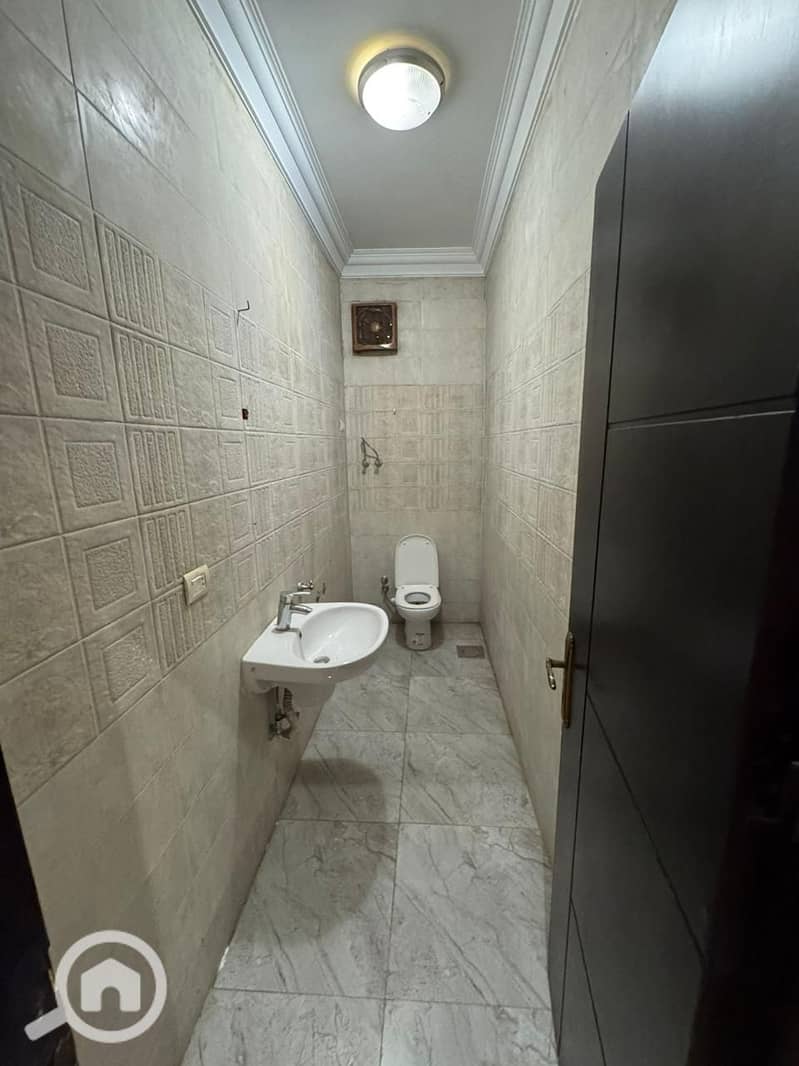 7 WhatsApp Image 2025-11-24 at 2.14. 19 PM. jpeg