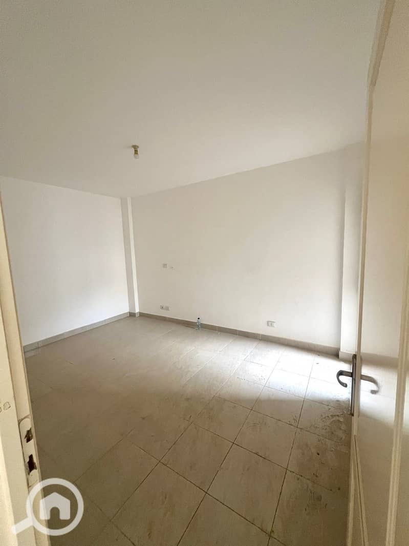 8 d3678955-9040-4cc8-aa66-c59ac3c6ea81. jpg