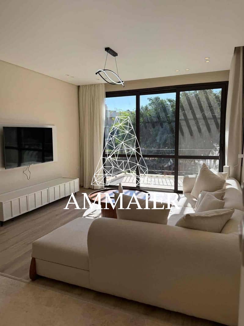 2 c2c43d12-95b1-4def-9bc1-3e984706852b. jpg