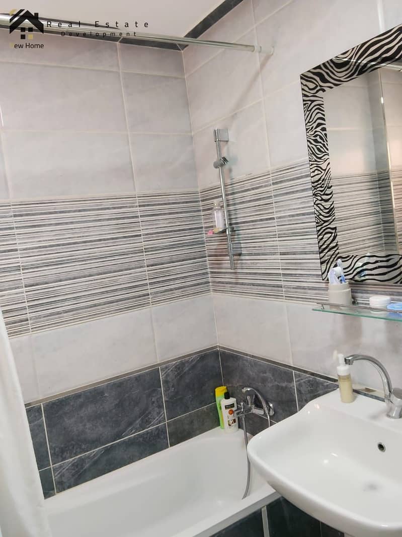 9 WhatsApp Image 2025-10-25 at 15.02. 48_40d1816f. jpg