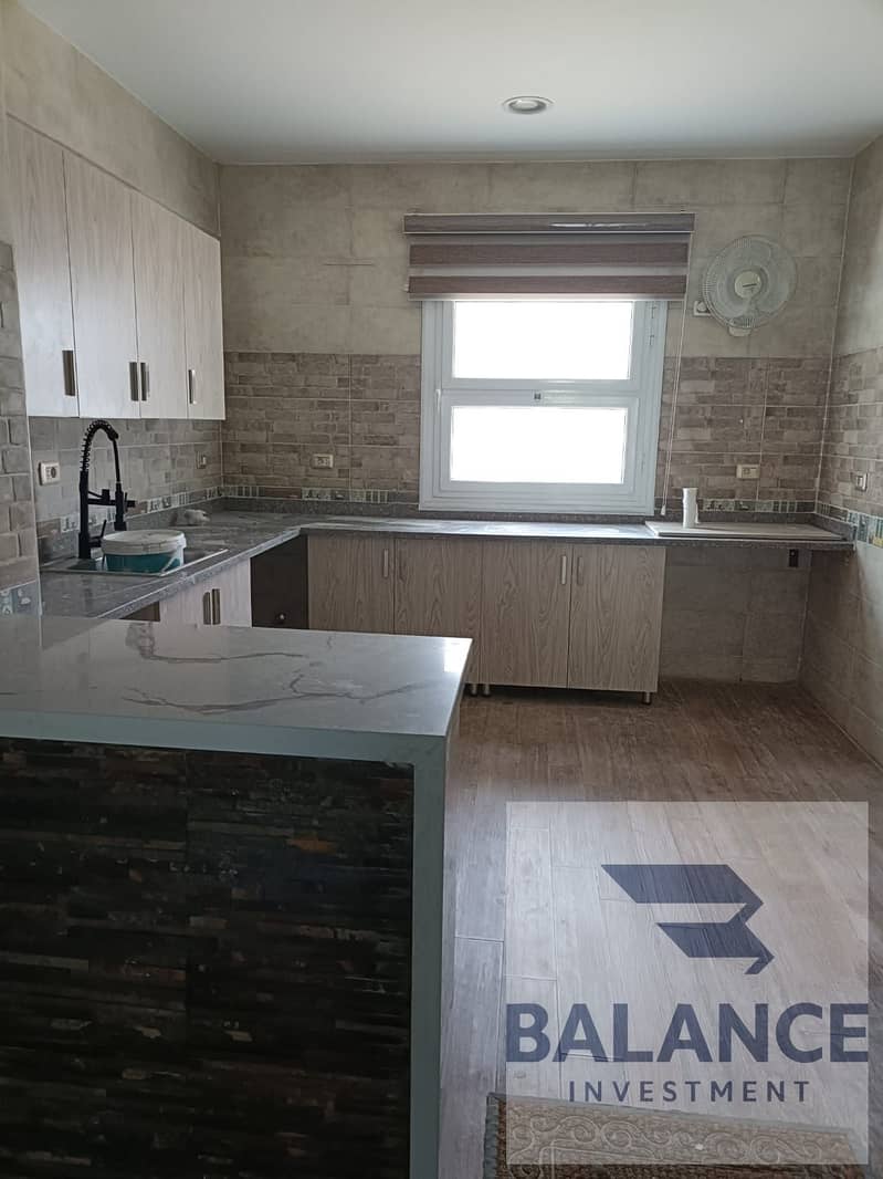 2 7b935ba2-5100-4a52-a572-1a17ae2fe3b9. jpg