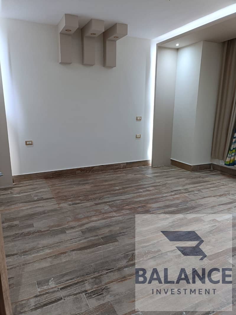 11 bc54f3db-39ee-43ef-8623-4ed3be8639fa. jpg