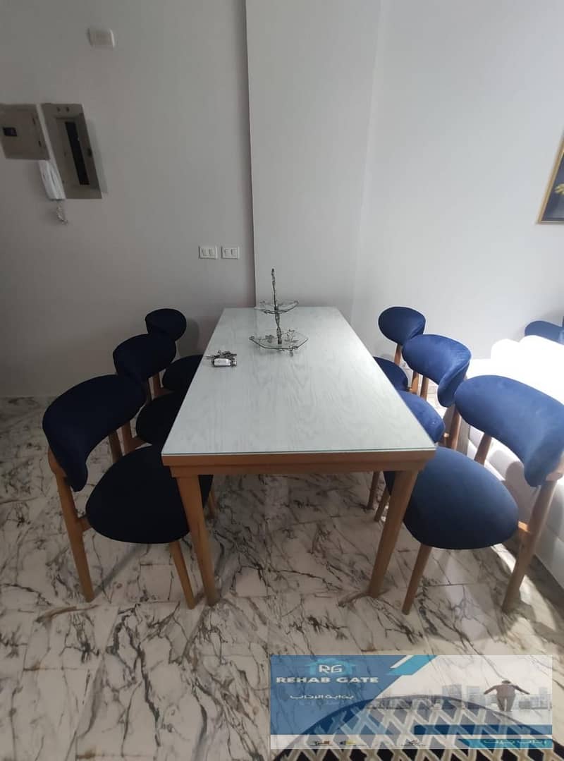 17 f046bcc2-15dd-4670-a735-b5d88ece817a. jpg