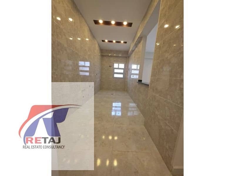 4 0bd2685f-dd9f-4703-806f-2eb91f0a3ac4. jfif. jpg