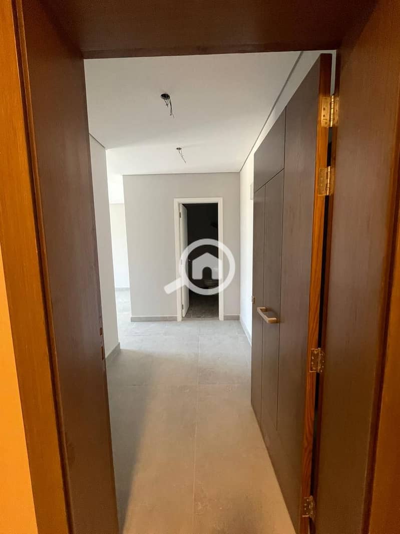 2 WhatsApp Image 2025-11-24 at 2.48. 10 PM. jpeg