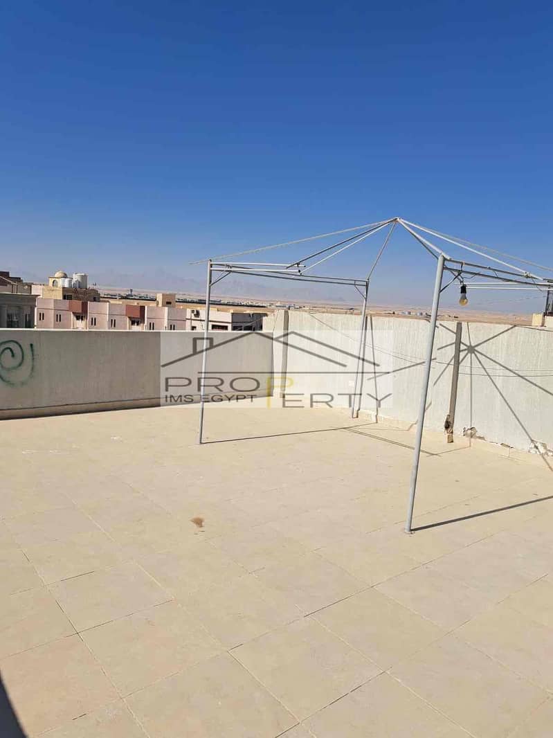 10 f002bbaa-b60b-4aed-8eae-7aedbe36a9d0. jpg