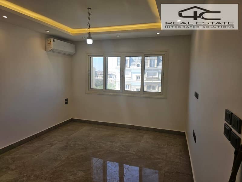 5 WhatsApp Image 2025-11-23 at 9.40. 54 PM. jpeg