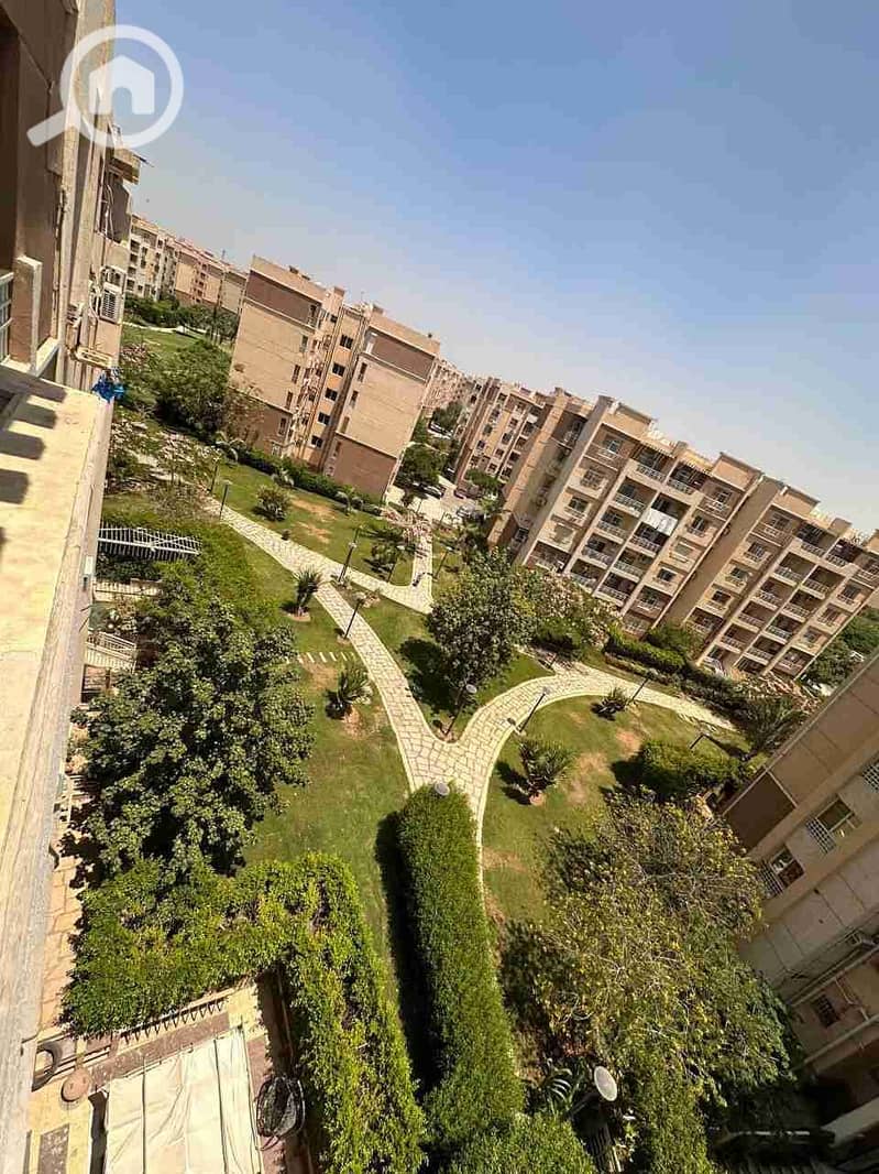 1000770596. jpg 1000770596. jpg