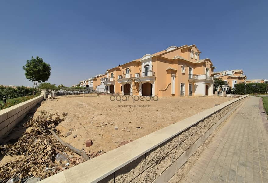 8 b642be38-339f-49b3-936f-e85e438e8f8b. jpg