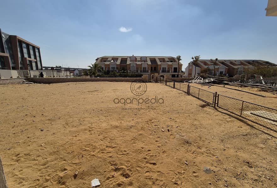 10 ebde491d-52d1-49dd-ac3e-a017abd9f987. jpg