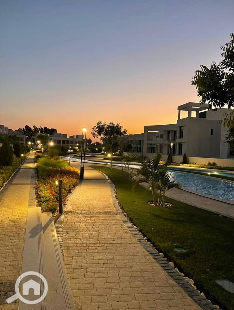 10 WhatsApp Image 2025-10-20 at 12.08. 14_e2ba42fd. jpg