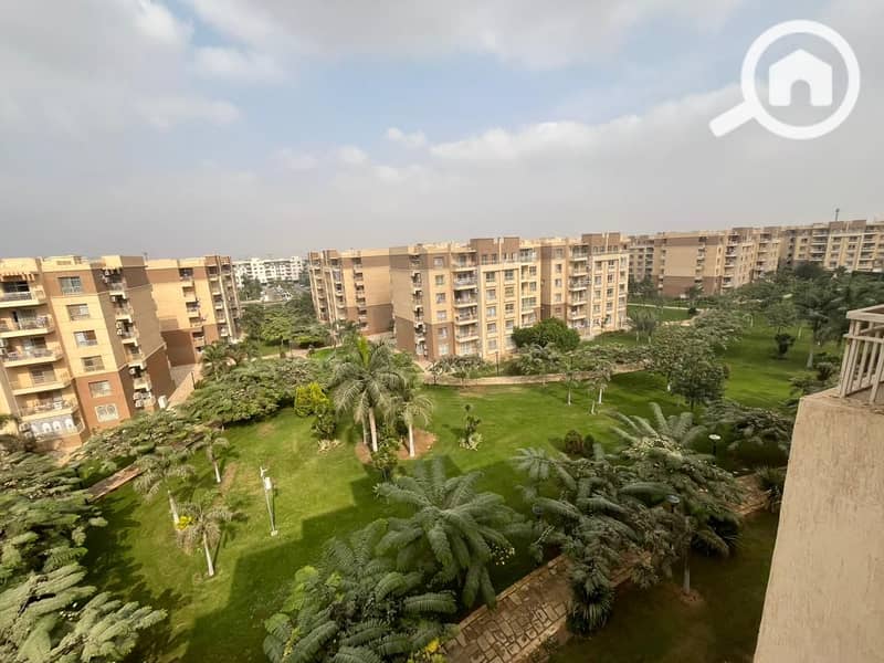 10 ffe7f9c0-da8c-49c0-b478-d3d9102034d4. jpg