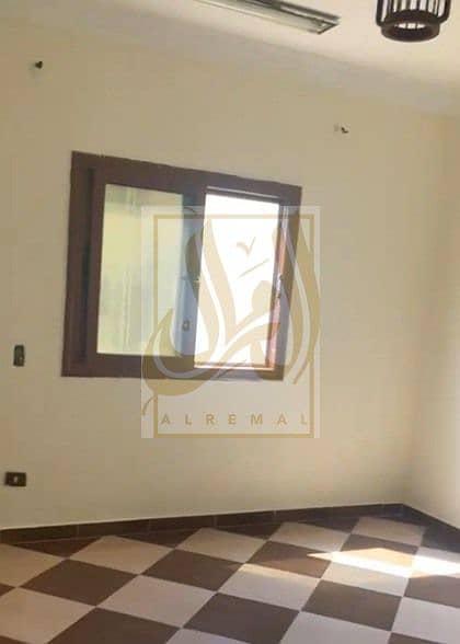 18 c385d5d8-5ee8-4cfb-aae5-0c32e834295c. jpg