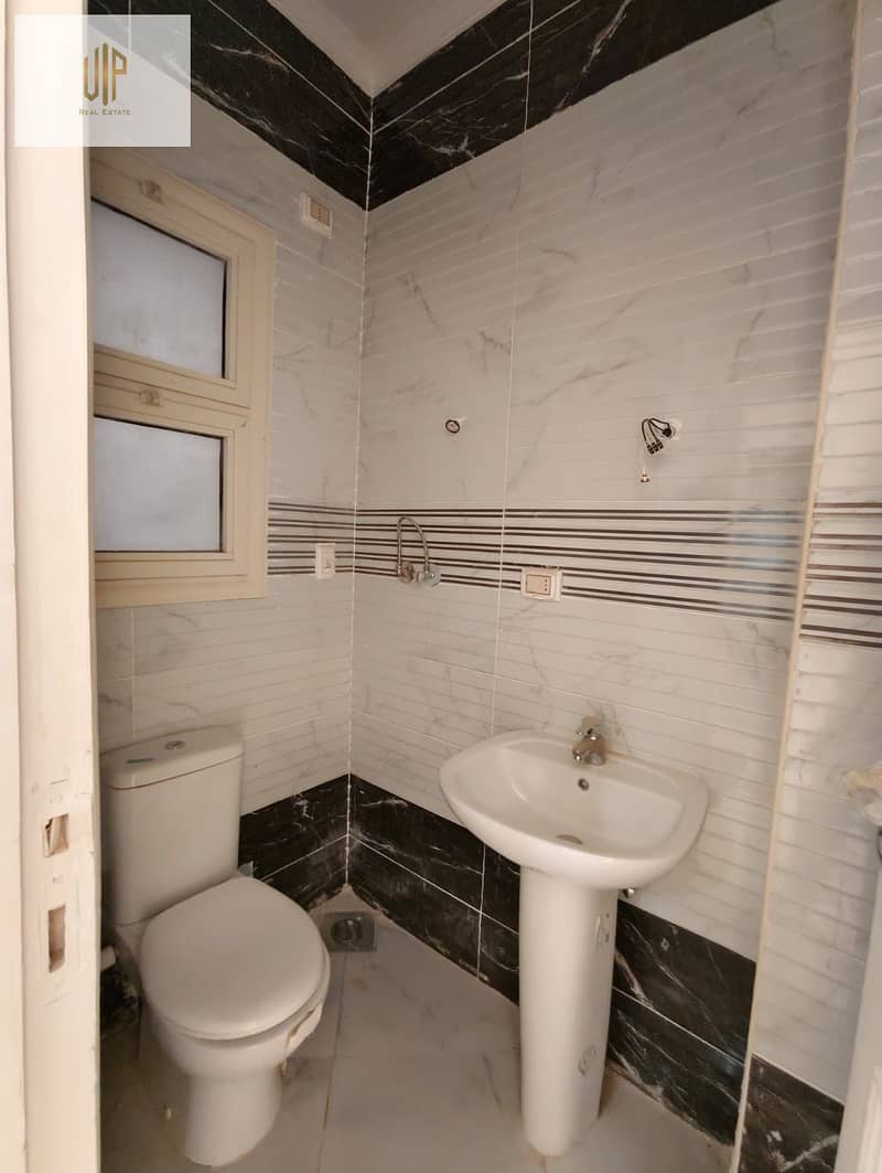 7 WhatsApp Image 2025-11-13 at 11.40. 17 AM. jpeg