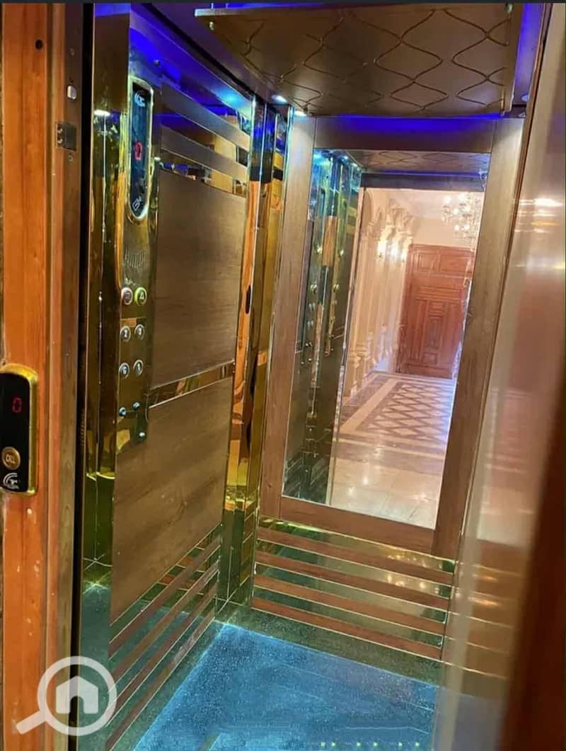 4 8c5b1eb4-d480-4644-8cde-3099d21ae03b. jpeg