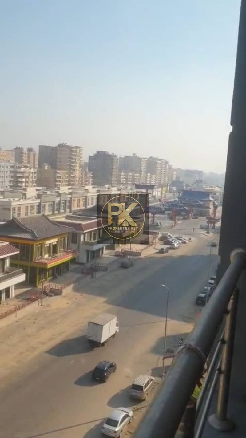 2 38322894-5F5B-4B0A-8B77-3B0DBAC190C5. png