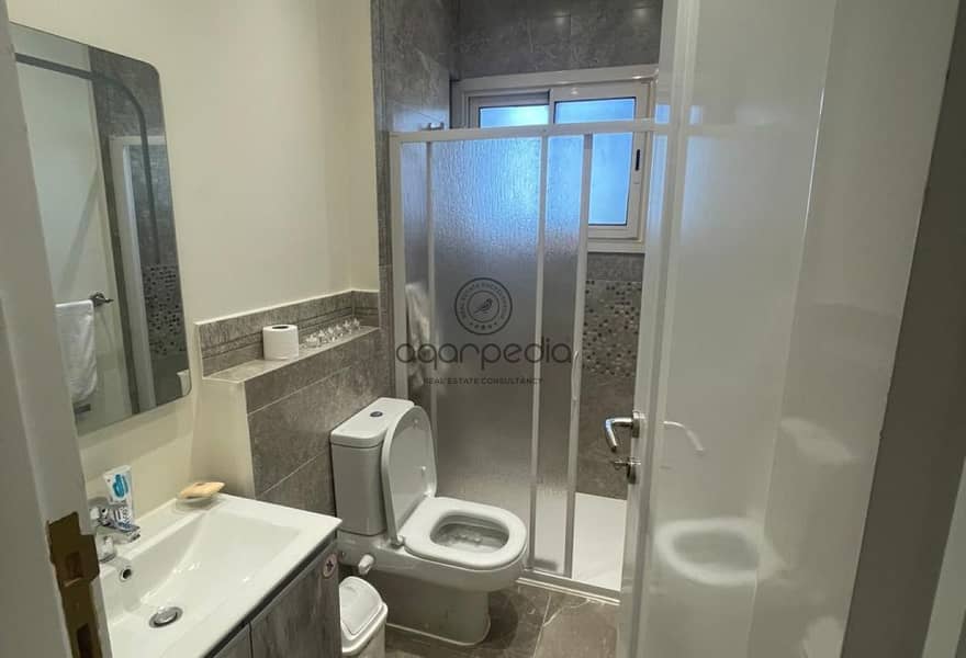 8 ceac42f3-9047-435c-90dd-6de9dc98eefe. jpg