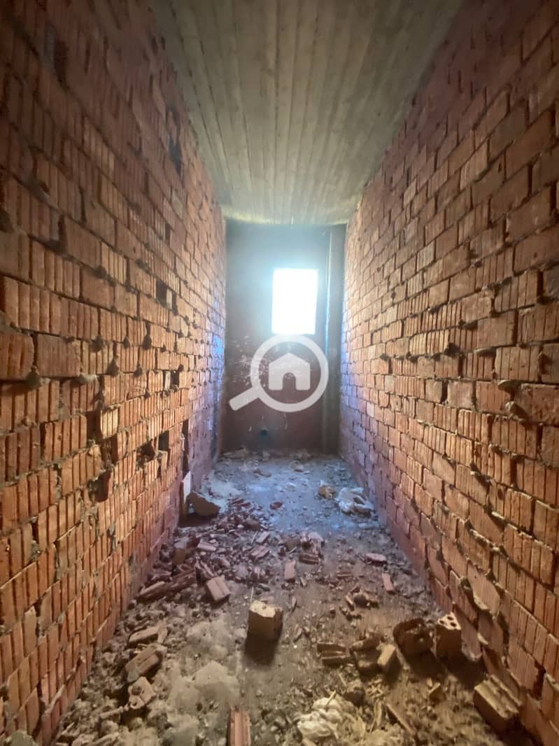 10 WhatsApp Image 2025-10-13 at 3.35. 47 PM (2). jpeg