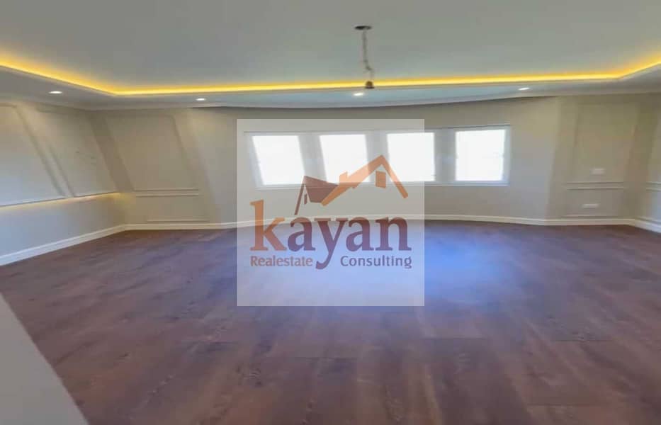 7 905da702-940c-438b-8b8f-ccc5cfc19e5e. jpg