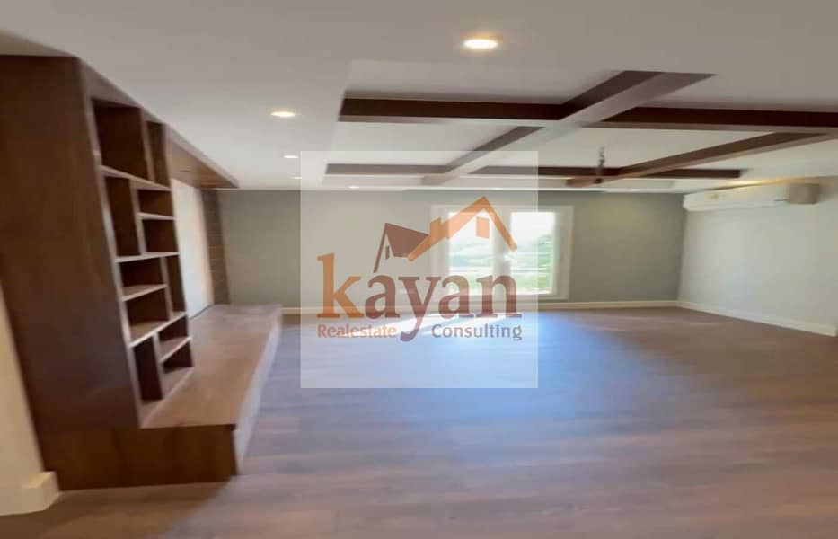 9 bfe03ec6-4aad-4336-bee9-797d048aa489. jpg