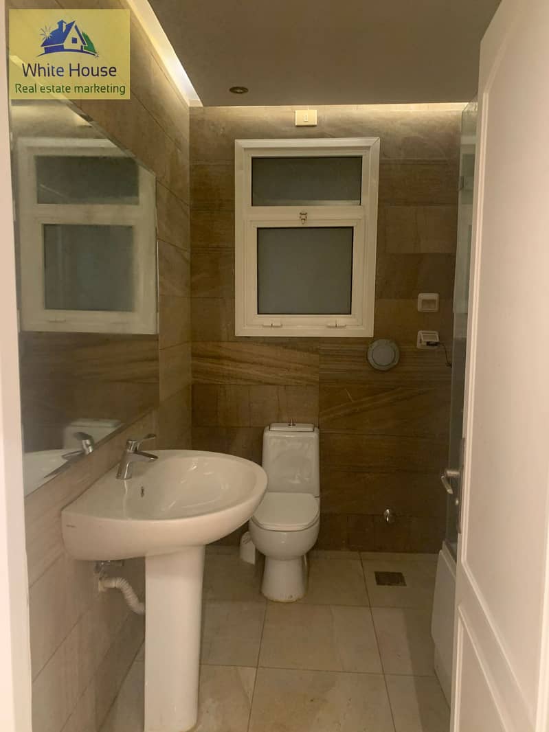 5 WhatsApp Image 2025-11-03 at 8.53. 18 PM (3). jpeg