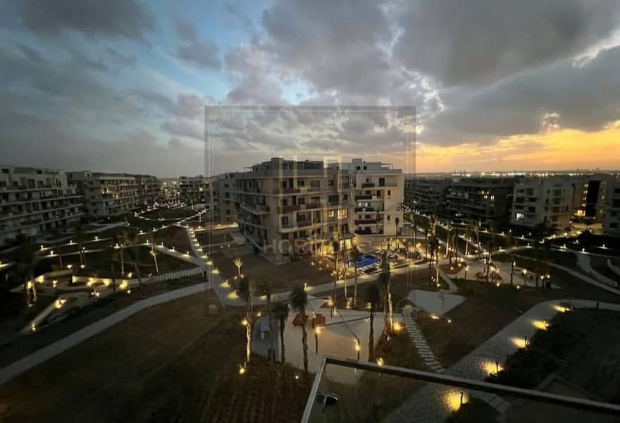 3 8274770-33fc9o. jpg