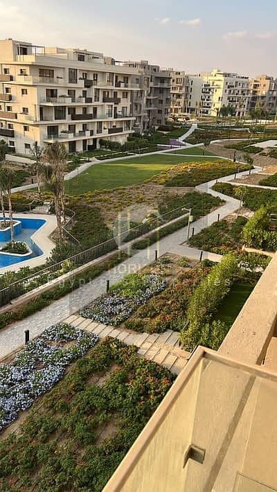 8 33213391-400x300. jpeg