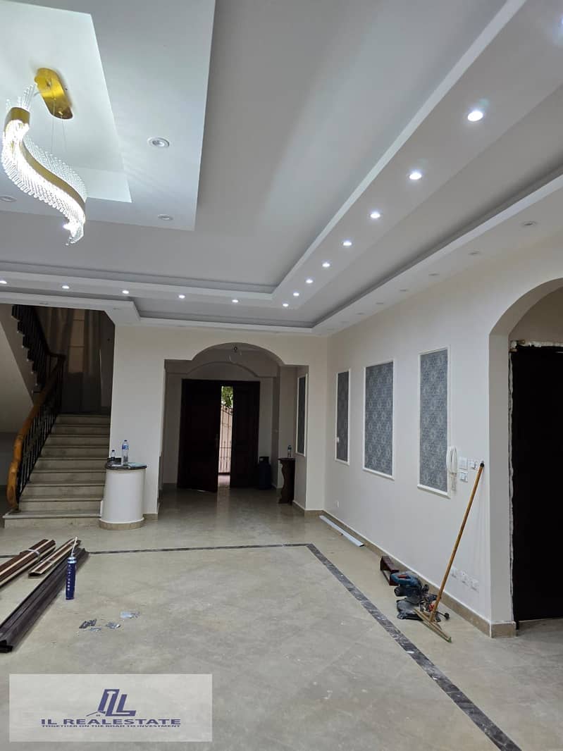 2 2a215d8b-9c69-4e0f-b371-546eba07985c. jpg