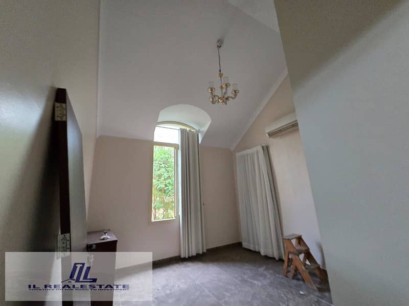 13 67599ba8-46e7-4d07-a4e2-7b7fc817e77b. jpg