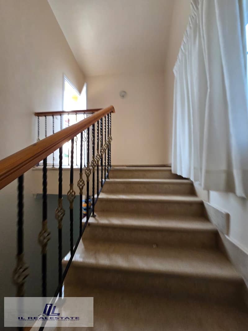 19 e1ddad7f-5387-44c8-b622-431c701f8cd3. jpg