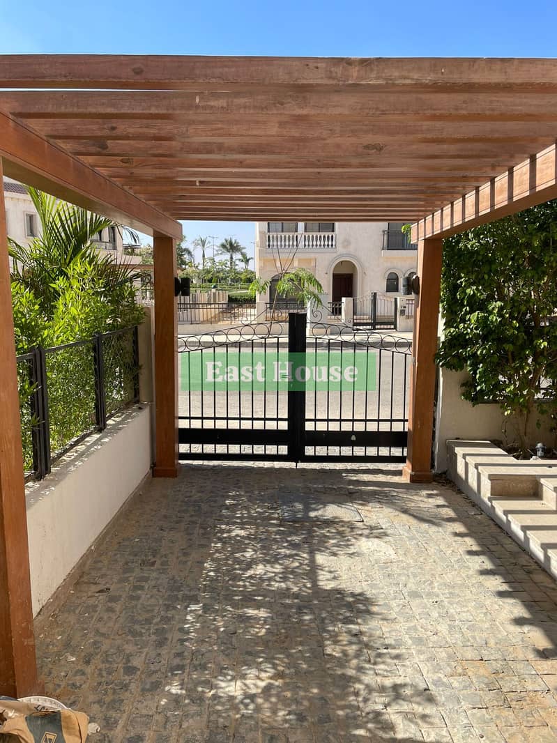 5 e46711d8-504d-4c2e-85ff-5d88dec11bcf. jpeg