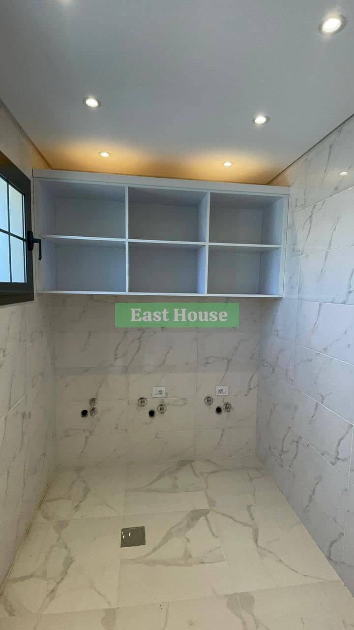 19 721e30c2-0dc5-46a1-8668-0e418df4585a. jpeg