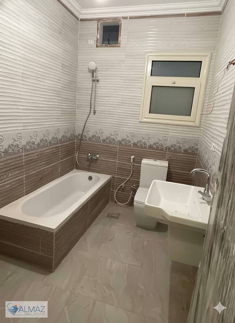 12 WhatsApp Image 2025-11-24 at 3.37. 39 PM (2). jpeg