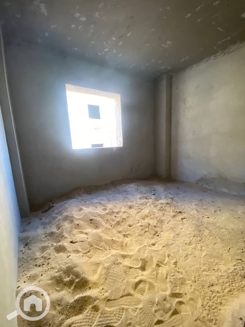 8 WhatsApp Image 2025-10-13 at 3.41. 16 PM (1). jpeg