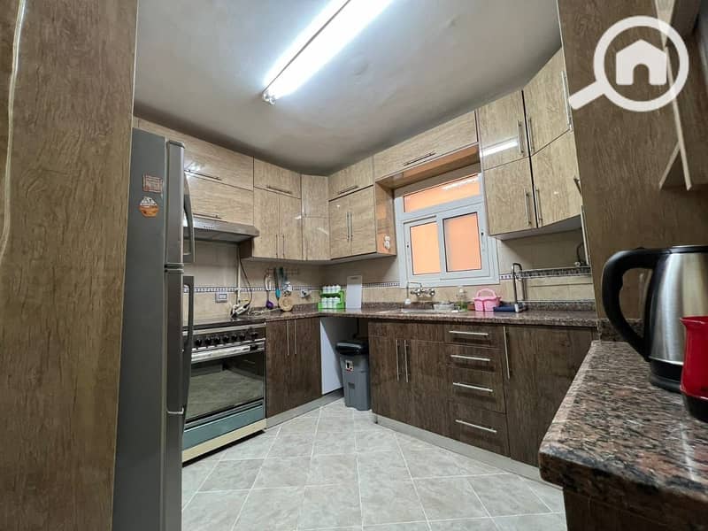 4 210705a4-30fe-4353-ac29-d2e54a0482bc. jpg