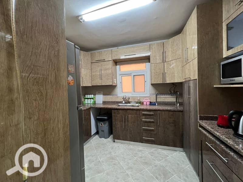 5 885e1d58-3439-4061-a945-c257b2ad7a81. jpg