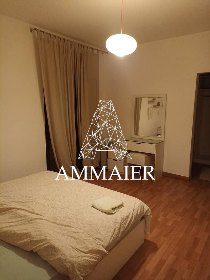 5 5c8d1b72-7944-42df-a274-2d1e56bc9efb. jpg