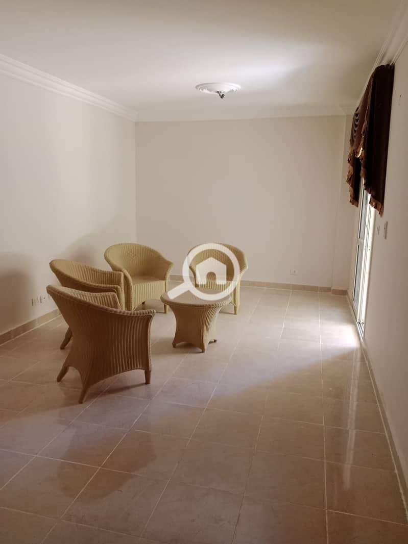 4 339d2ed3-a468-4f37-82cd-60dbffec2fb9. jpeg