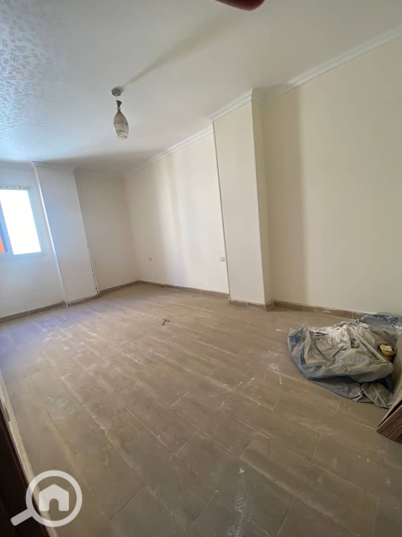 4 WhatsApp Image 2025-10-01 at 4.25. 12 PM. jpeg