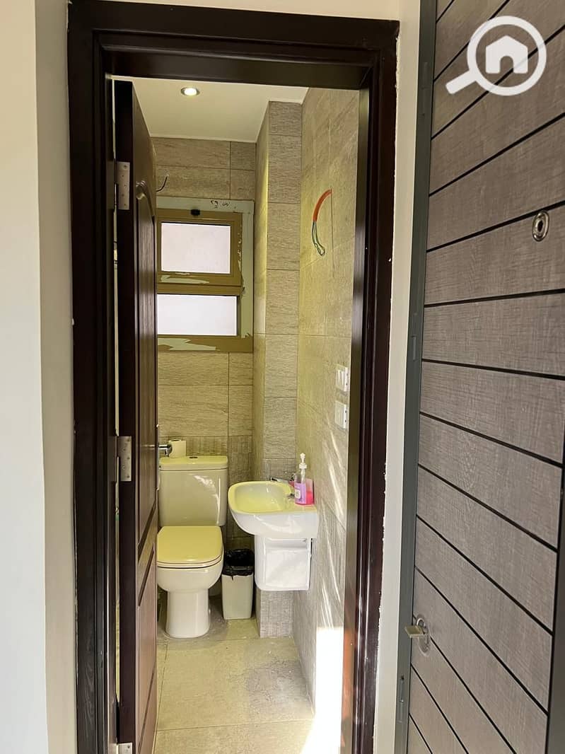 11 WhatsApp Image 2025-11-24 at 3.55. 45 PM. jpeg