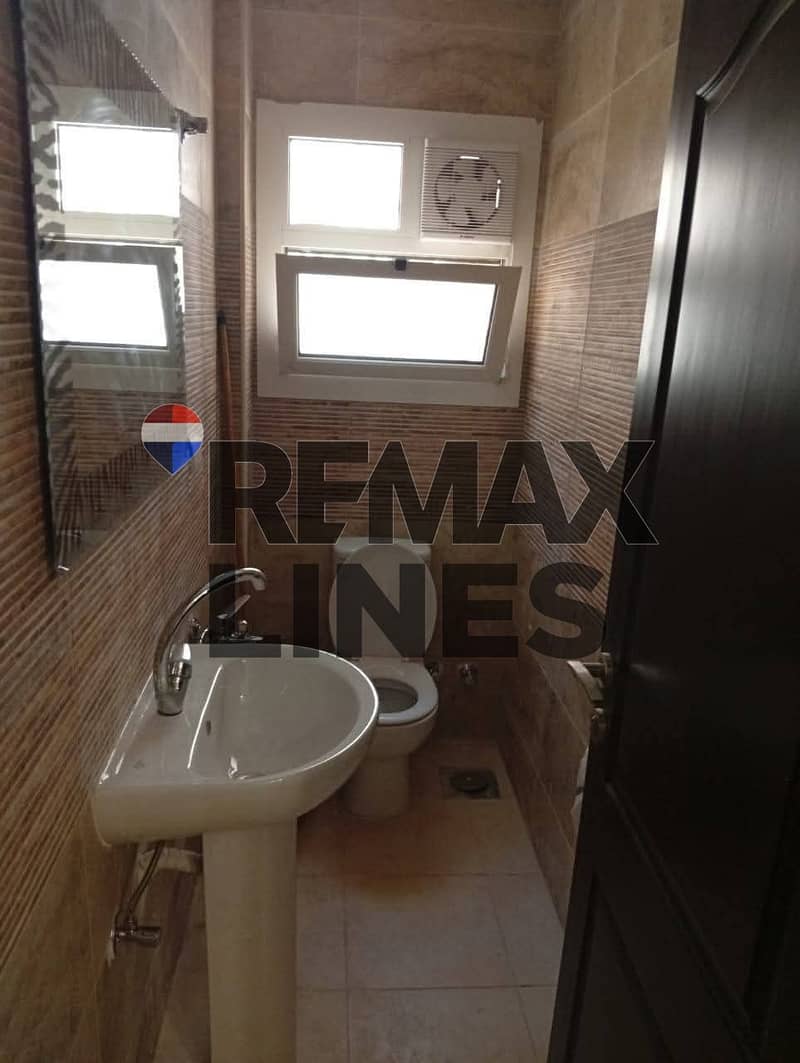 10 WhatsApp Image 2025-11-24 at 3.27. 47 PM. jpeg