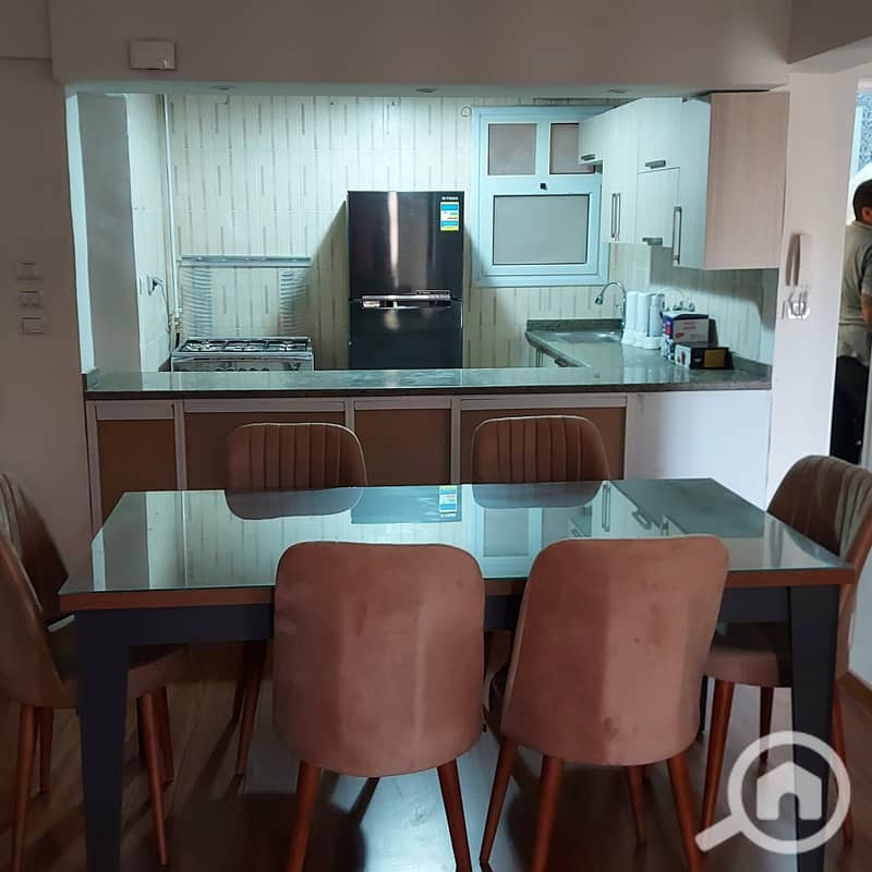 3 448d049e-a405-47a8-af40-89f4e0bff05a. jpeg