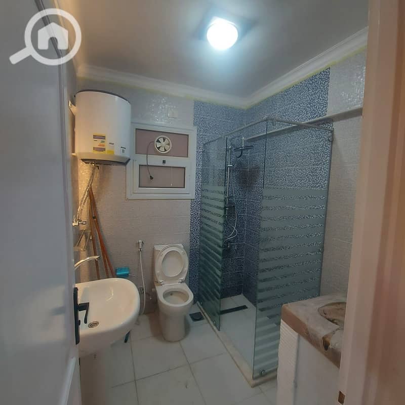 8 b89ee7b4-72d4-4246-8b01-70a17bb8c014. jpeg