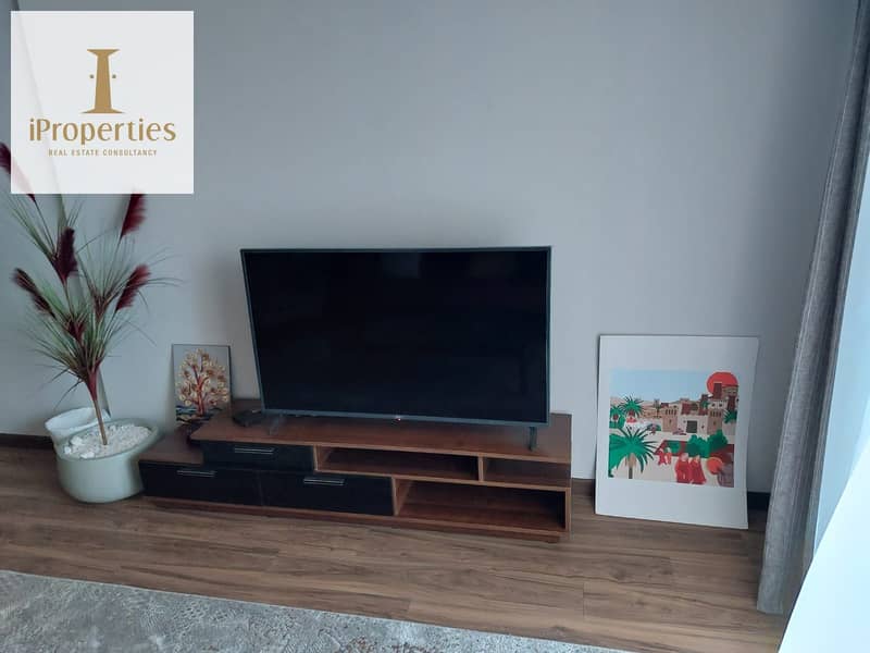 5 660df0f1-dece-41e4-82e0-e83db83d46f8. jpg